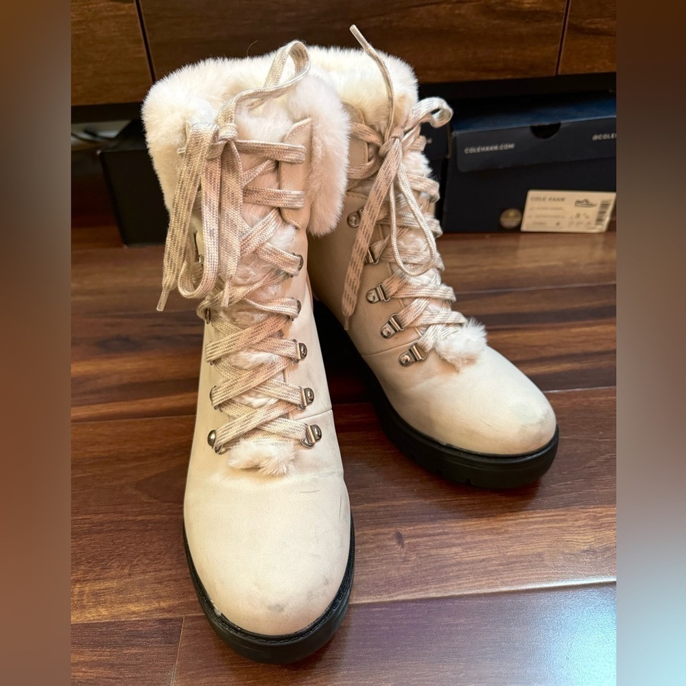 🌿END of SEASON SALE🌿ESPRIT Ivory Leather Lace-up Winter Combat Boots 9.5